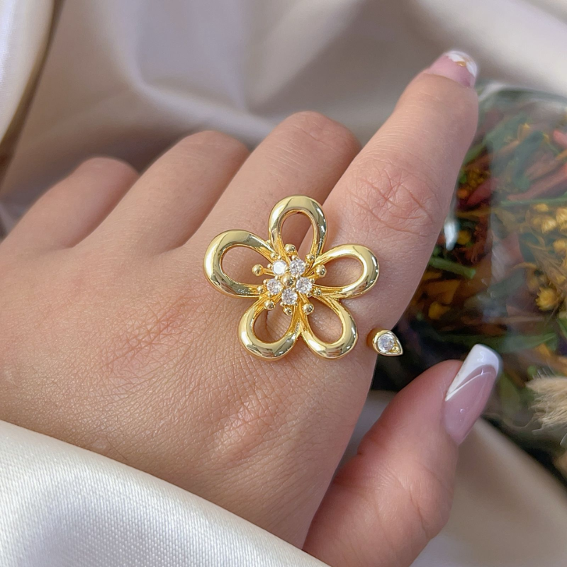 Anillo flor dorada REF 1.267